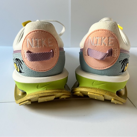 Nike Air Max Pre-Day Sun Club - Picture 2 of 7